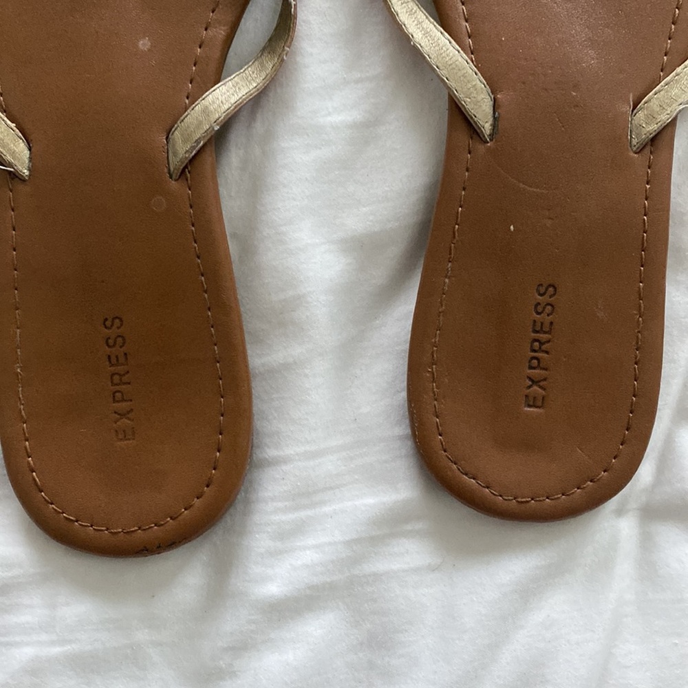 Express flip flops - Picture 3 of 7
